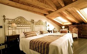 Hotel-Hospedería los Templarios